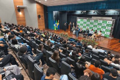 Faculdade da Prefeitura amplia acesso ao ensino superior com 167 novos bolsistas em Porto Velho