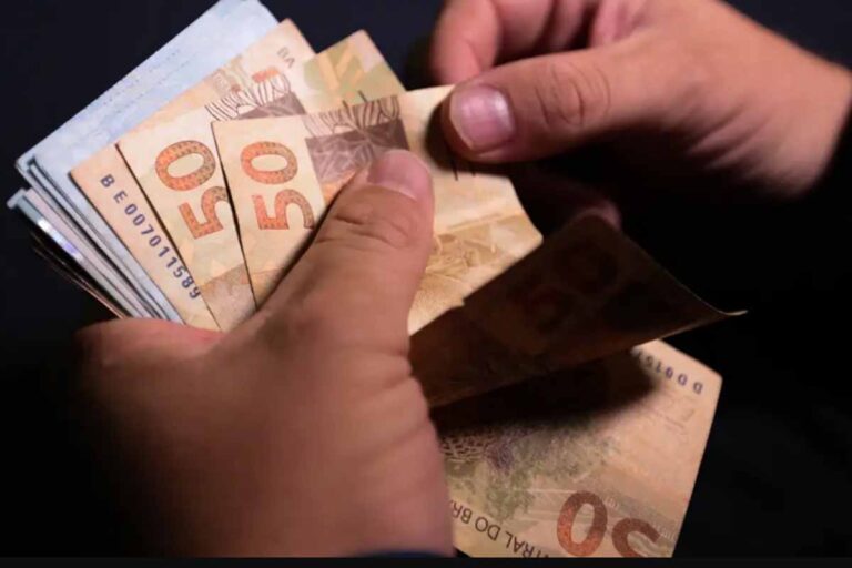 STF inicia julgamento sobre validade da lei de igualdade salarial entre homens e mulheres