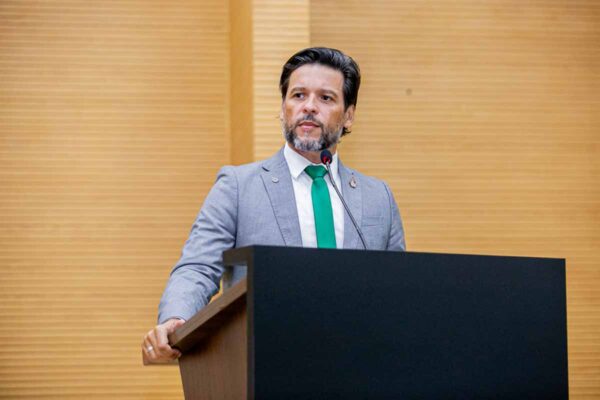 Assembleia Legislativa aprova projeto de Delegado Camargo para criação do Dia Livre de Impostos em Rondônia