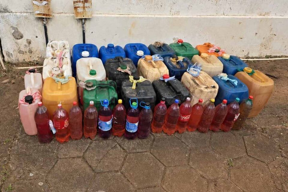 <div style="
                font-size: 18px;
                font-weight: bold;
                color: #0073aa;
                margin-bottom: 5px;
                text-transform: uppercase;
            ">OPERAÇÃO POLICIAL</div>PMRO apreende 452 litros de gasolina ilegal durante operação na fronteira em Guajará-Mirim