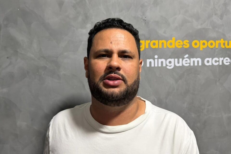 <div style="
                font-size: 18px;
                font-weight: bold;
                color: #0073aa;
                margin-bottom: 5px;
                text-transform: uppercase;
            ">ELEIçõES RONDôNIA 2026</div>Samuel Costa acusa Adailton Fúria e Marcos Rogério de copiar propostas para segurança pública em Rondônia