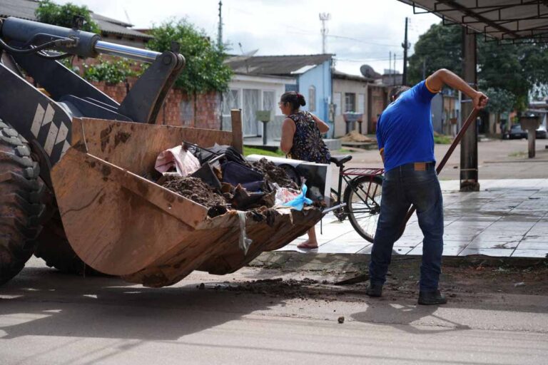 Prefeitura de Porto Velho amplia mutirões de limpeza urbana em bairros e região central