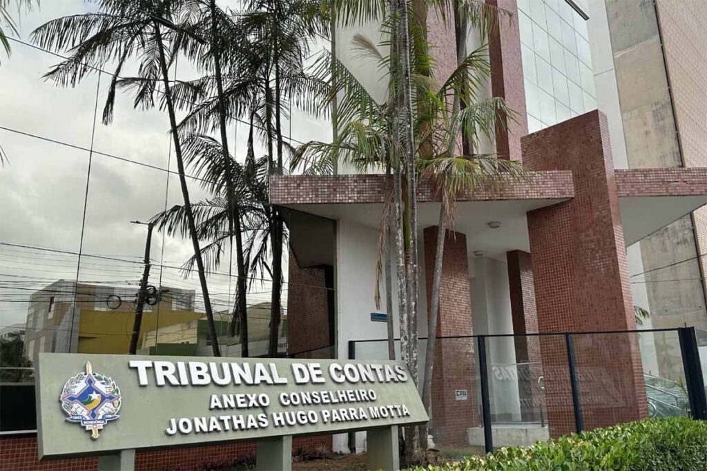 TCE-RO suspende contratação de R$ 31,1 milhões e determina providências a Tony Pablo em Cacoal
