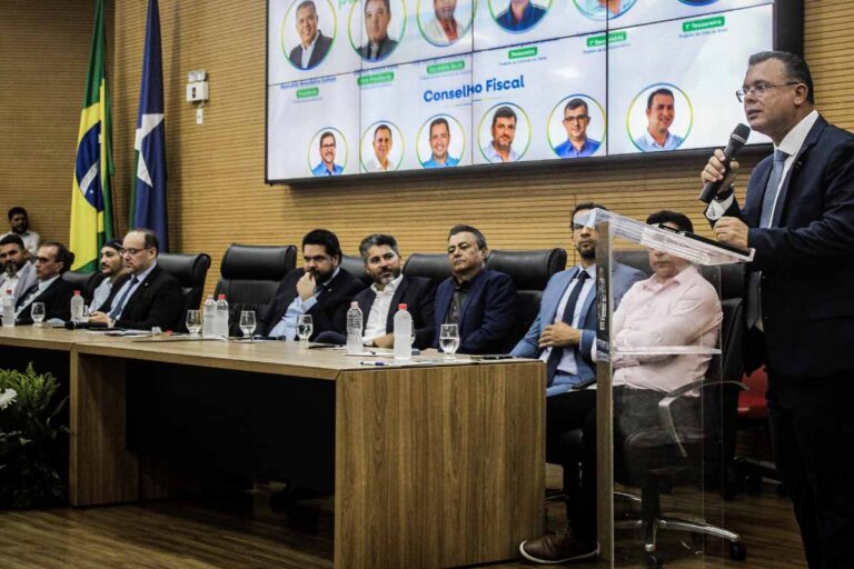 Nova diretoria da Arom toma posse na Assembleia Legislativa e inicia gestão 2026-2029 em Rondônia