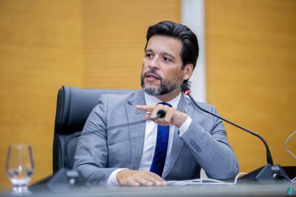 Delegado Camargo cobra mais recursos para políticas voltadas às pessoas com deficiência em Rondônia