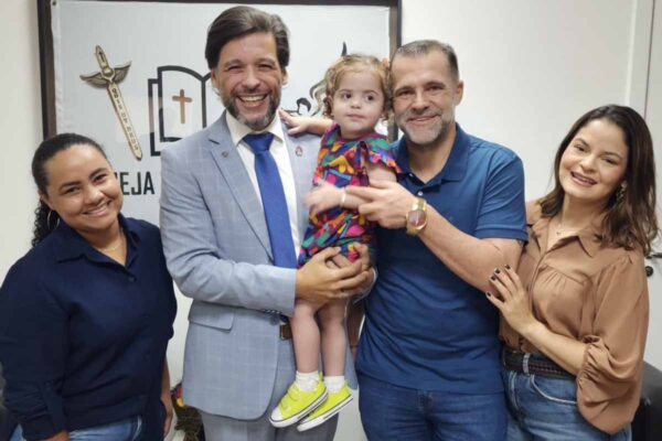 Delegado Camargo fortalece apoio a crianças cardiopatas e amplia mobilização da CardioKidsRO em Rondônia