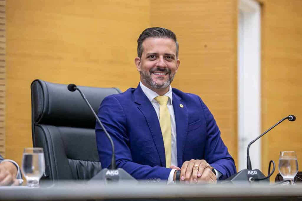 SEDUC avalia reduzir nota mínima de concurso para ampliar número de aprovados em Rondônia