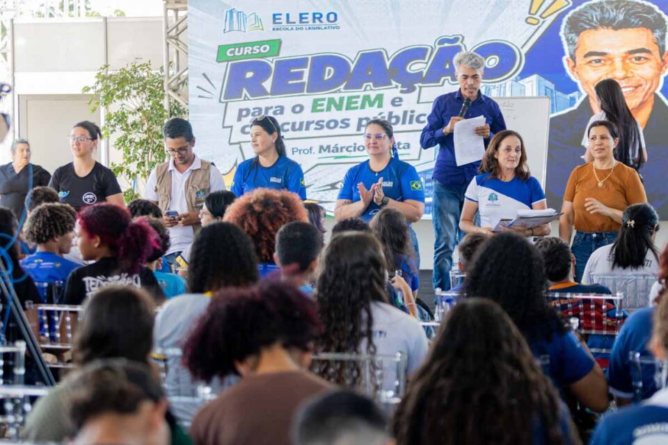 <div style="
                font-size: 18px;
                font-weight: bold;
                color: #0073aa;
                margin-bottom: 5px;
                text-transform: uppercase;
            ">PROGRAMAçãO EXPOBUR 2026</div>Cursos gratuitos e emissão de novo RG são oferecidos em Buritis durante a Expobur