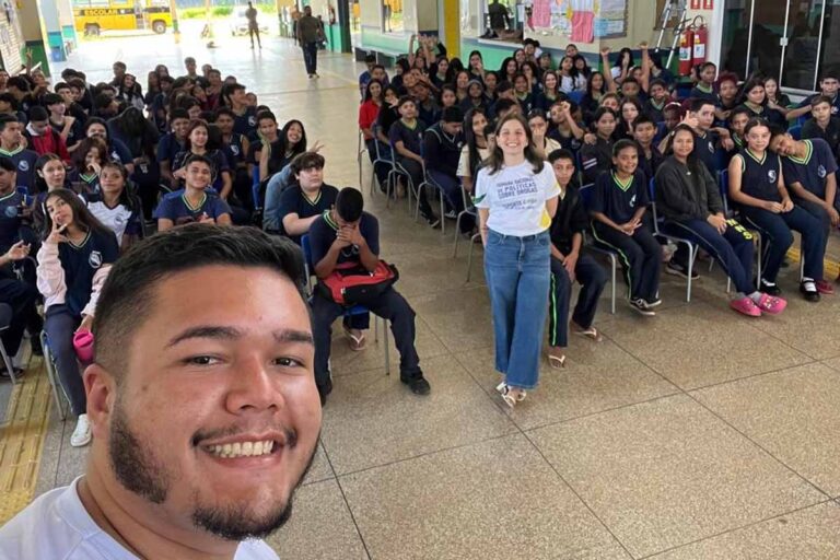 Secretária Executiva Regional Amanda Medeiros fortalece ações de prevenção nos distritos durante a Semana Nacional de Políticas Públicas sobre Drogas