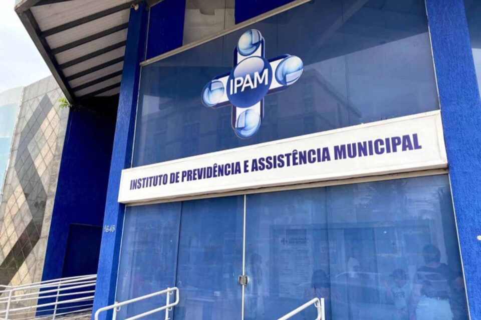 <div style="
                font-size: 18px;
                font-weight: bold;
                color: #0073aa;
                margin-bottom: 5px;
                text-transform: uppercase;
            ">RETOMADA</div>IPAM conquista certificação previdenciária após 12 anos e alcança Nível II do Pró-Gestão RPPS