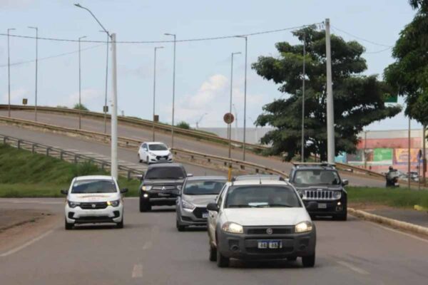 Licenciamento de veículos com placa final 6 em Rondônia deve ser regularizado até 30 de junho
