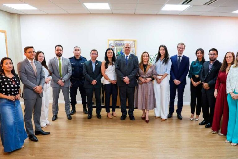 MPRO firma acordo para garantir votação de presos provisórios e jovens em medidas socioeducativas nas eleições de 2026