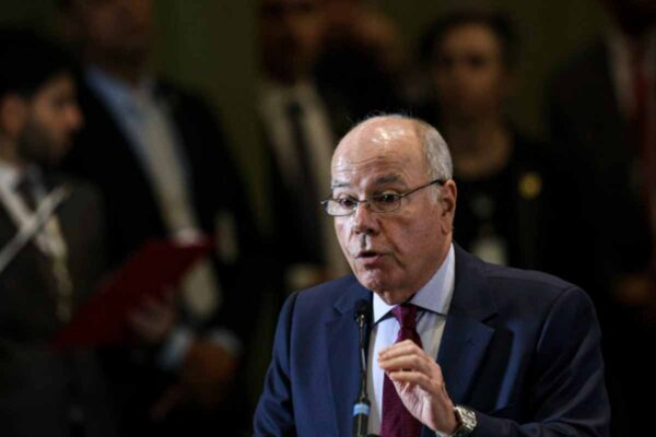 Mauro Vieira rebate tarifa dos EUA e afirma que argumentos contra o Brasil não se sustentam