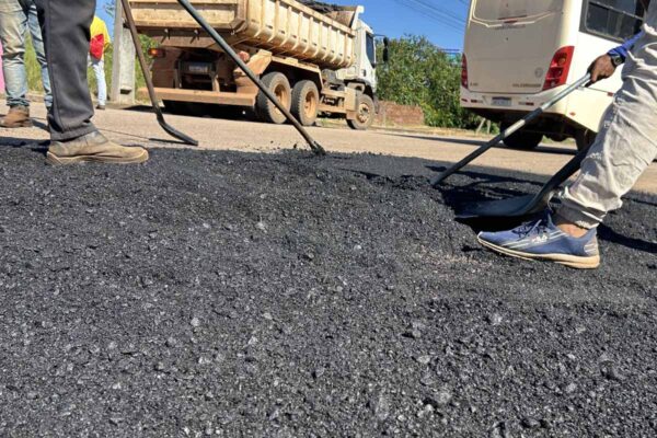 Operação tapa-buraco em Porto Velho mobiliza 10 equipes e reforça recuperação de vias urbanas