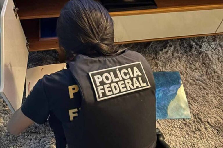 PF cumpre prisões e apreensões em Porto Velho contra grupo suspeito de fraudes bancárias em Rondônia