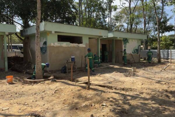 Parque Circuito avança em Porto Velho com obras da fonte interativa, playground e banheiros