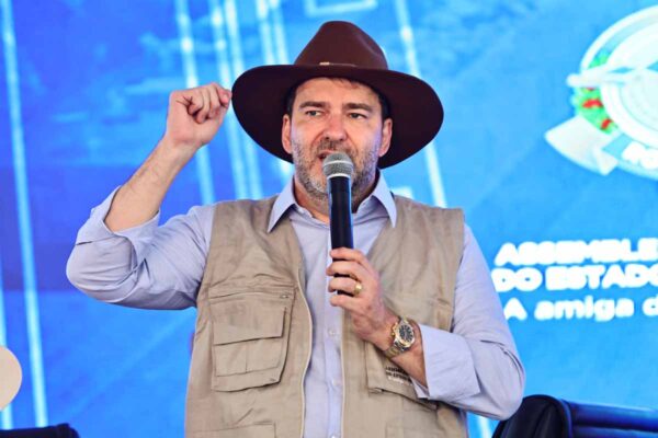 Alex Redano comemora aprovação de programa de regularização ambiental para área do Umirizal