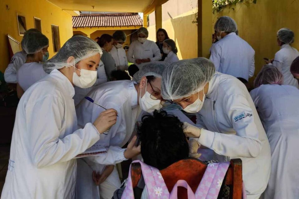 <div style="
                font-size: 18px;
                font-weight: bold;
                color: #0073aa;
                margin-bottom: 5px;
                text-transform: uppercase;
            ">INCLUSÃO SOCIAL</div>Projeto Sorriso que Transforma amplia atendimento odontológico para mulheres em recuperação em Porto Velho