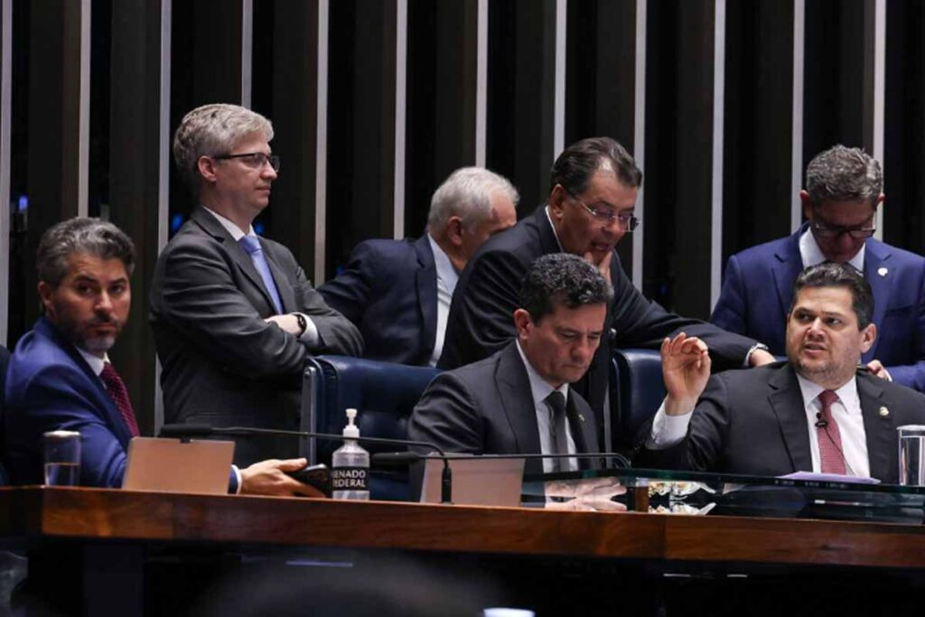 Senado aprova projeto que libera recursos do Fundo do Pré-Sal para renegociação de dívidas do agronegócio
