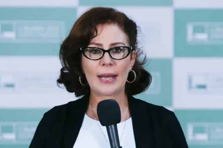 Justiça da Itália nega extradição de Carla Zambelli e aponta questionamentos sobre atuação de Alexandre de Moraes