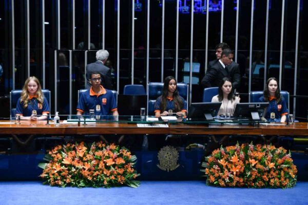 Programa Jovem Senador 2026 entra em fase nacional e mobiliza estudantes da rede pública de Rondônia