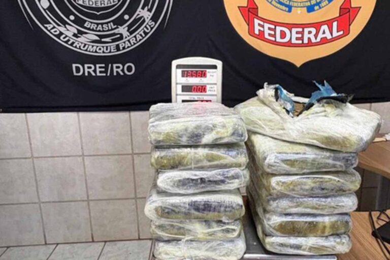 PF apreende mais de 26 kg de skunk e prende dois suspeitos no Aeroporto de Porto Velho