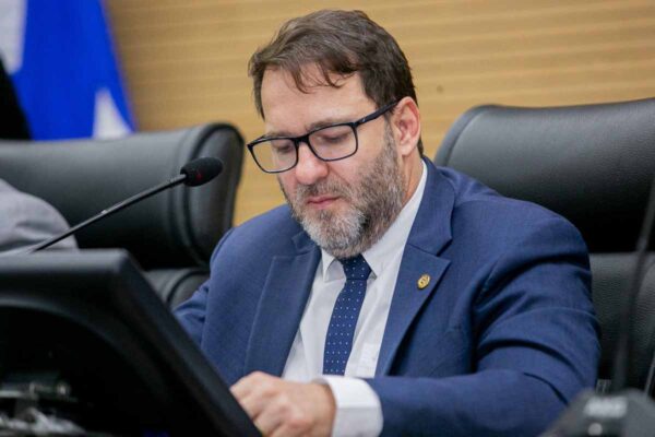 Alex Redano viabiliza acesso ao Implanon e programa Saúde nos Bairros registra 1.790 atendimentos em Ariquemes