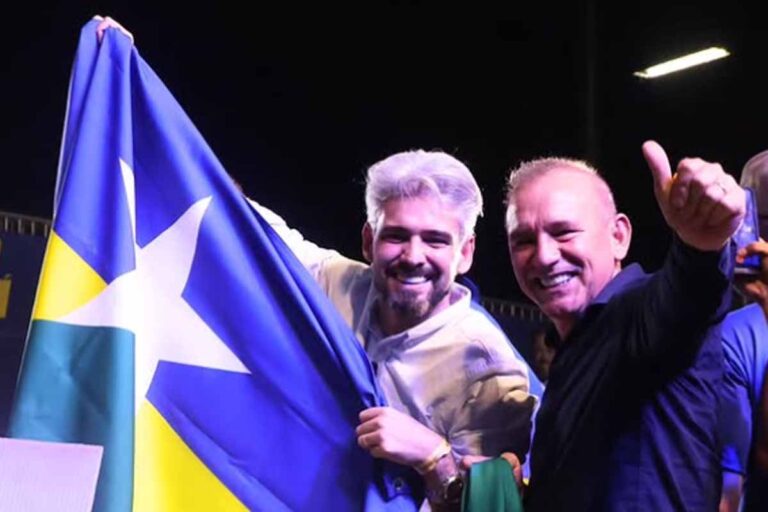 Ezequiel Neiva anuncia candidatura a deputado federal ao lado do filho, Wiveslando Neiva, que disputará vaga na Assembleia Legislativa