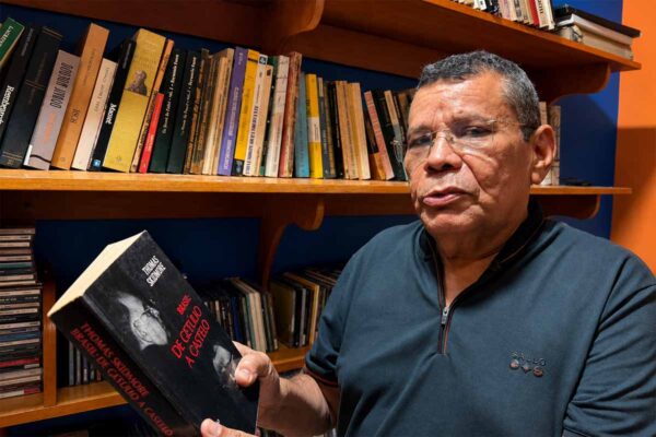 Rubens Coutinho revela rotina de leitura e adaptação às redes sociais em entrevista a Samuel Costa
