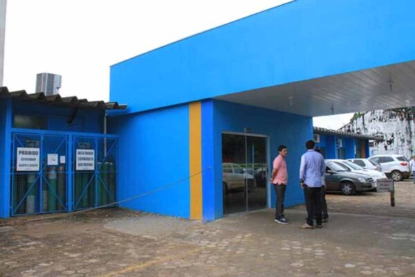 Adolescente recebe alta após atendimento de emergência na Policlínica Ana Adelaide