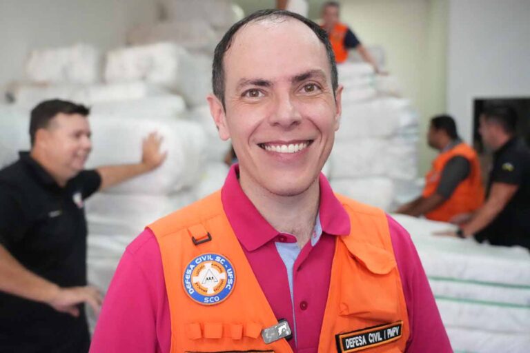 Prefeitura prepara kits para atender 27 comunidades ribeirinhas afetadas pela estiagem em Porto Velho