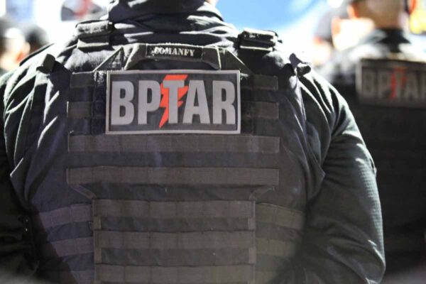 Força Tática apreende sete tabletes de maconha e conduz adolescente por ato infracional em Porto Velho