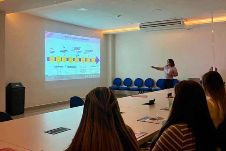 Porto Velho capacita enfermeiros para ampliar oferta de implantes contraceptivos na rede municipal