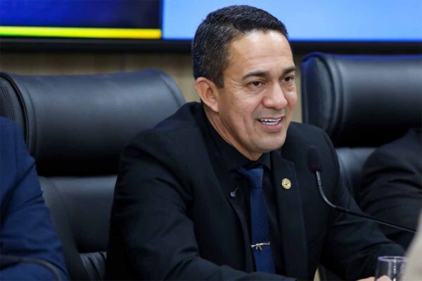 Eyder Brasil cobra agilidade na obra da Ponte da Vala, na RO-005, diante da proximidade do período chuvoso