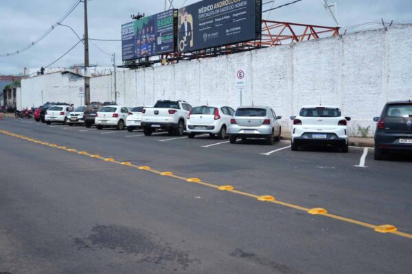 Estacionamento gratuito próximo ao shopping amplia vagas e melhora trânsito em Porto Velho