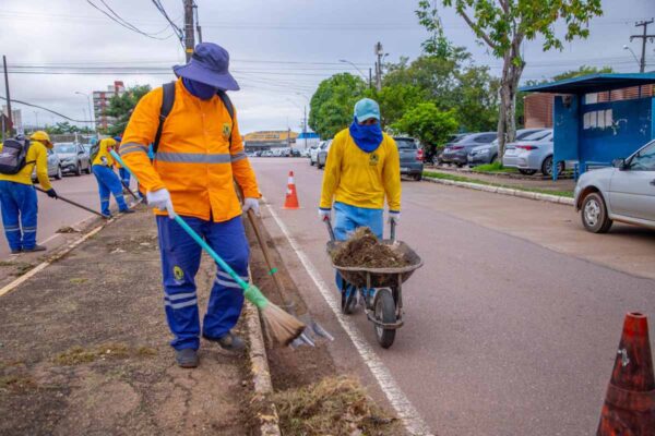 Prefeitura de Porto Velho cria gratificação permanente de R$ 750 para 636 garis