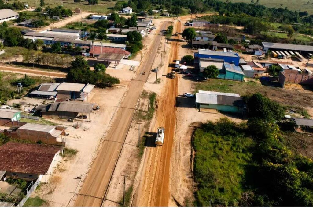 Governo de Rondônia inicia obra de pavimentação de 1 km na RO-133, no distrito de Estrela Azul