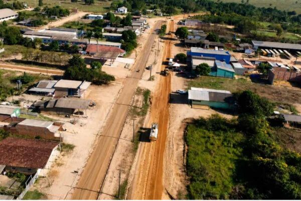 Governo de Rondônia inicia obra de pavimentação de 1 km na RO-133, no distrito de Estrela Azul