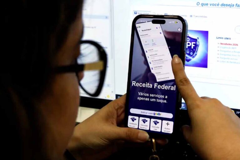 IRPF: Receita paga lote especial de R$ 460 milhões a 3,5 milhões de contribuintes