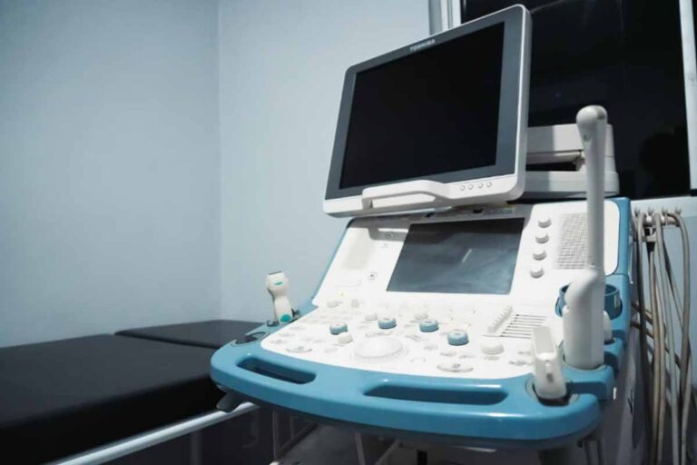 Creami amplia atendimento a gestantes de alto risco com novo aparelho de ultrassonografia