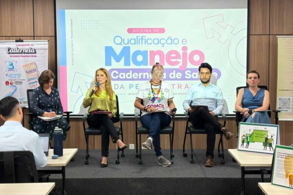 MPRO reforça ações pela saúde da população trans durante oficina sobre Caderneta de Saúde em Porto Velho
