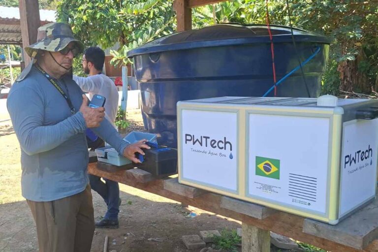 Missão Água Presente monitora qualidade da água em comunidades do Baixo Madeira