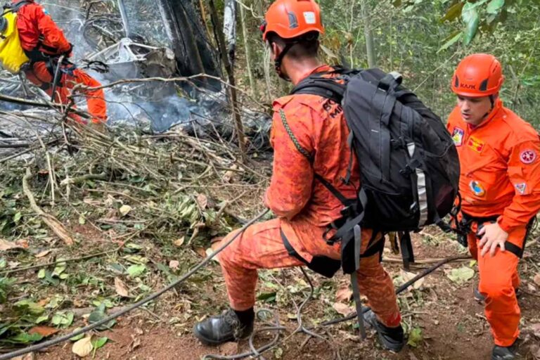 Cinzas de colombianas mortas em queda de helicóptero no Rio serão levadas à Colômbia