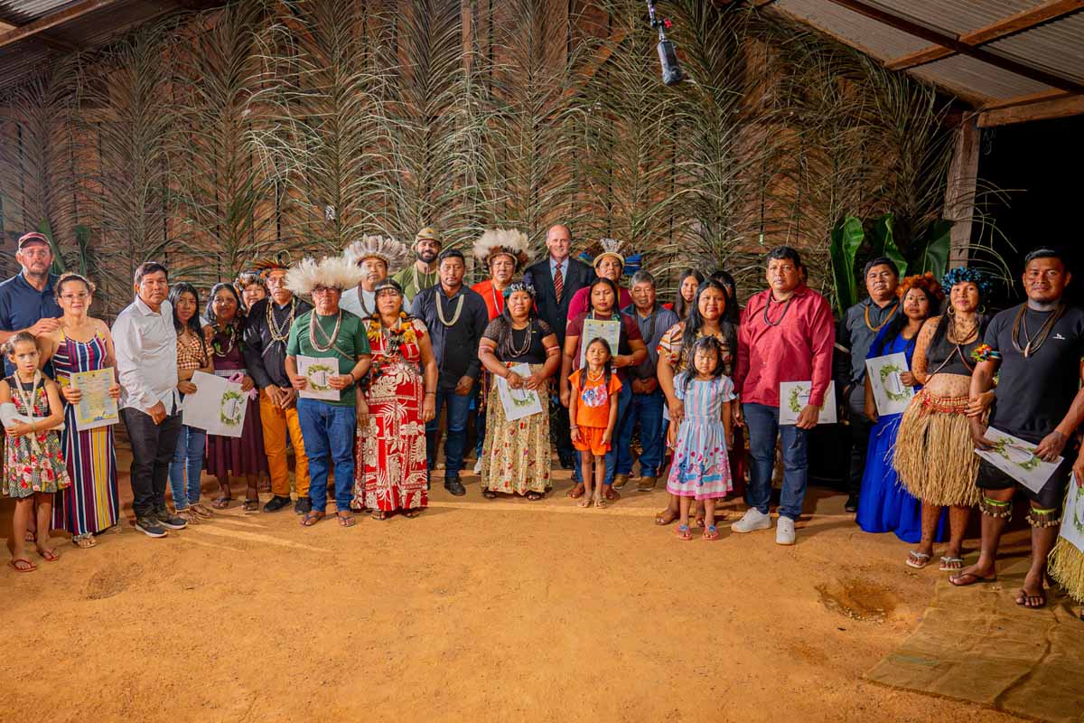 TJRO oficializa casamento de 23 casais Cinta Larga em cerimônia na Aldeia Central