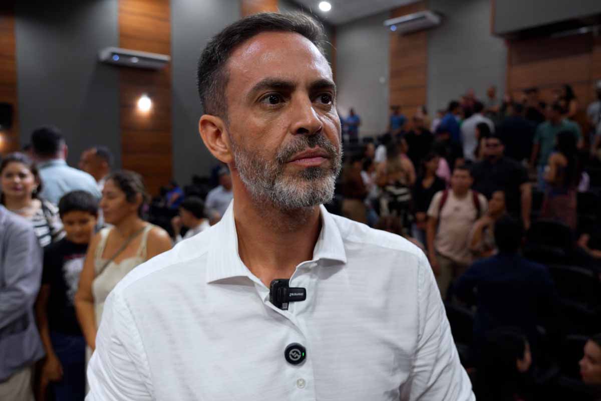 Porto Velho empossa novos diretores escolares após seleção por critérios técnicos
