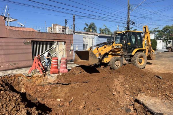 Serviços de drenagem avançam em bairros de Porto Velho durante o mês de julho
