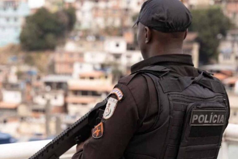 PM mantém ocupação por tempo indeterminado em cinco comunidades do Complexo de Israel no Rio