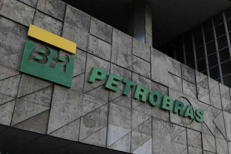 Petrobras registra lucro de R$ 52,4 bilhões no segundo trimestre de 2026