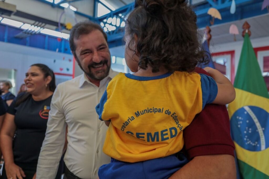 Hildon Chaves promete levar a Rondônia modelo de alfabetização adotado em Porto Velho