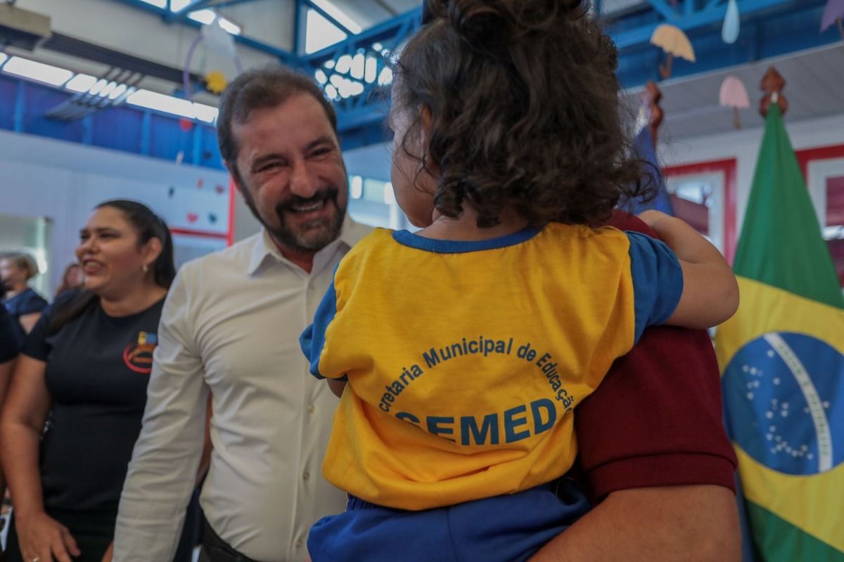 Hildon Chaves promete levar a Rondônia modelo de alfabetização adotado em Porto Velho